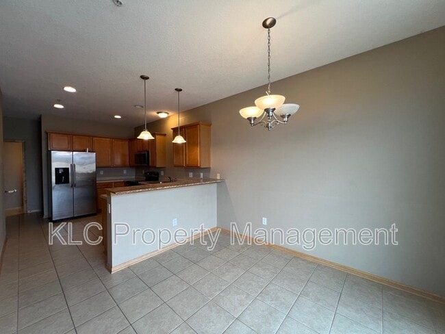 Building Photo - 662 86th St