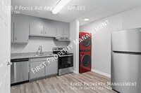 Building Photo - 105 P'Poole Ave