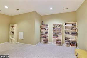 Building Photo - 16 Rockcrest Cir