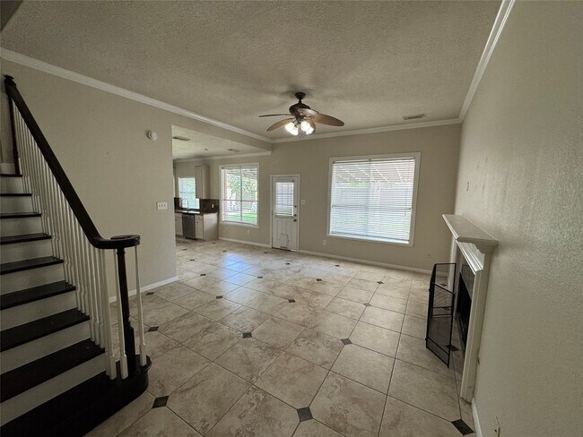 Building Photo - 10310 Sable Trail Ln