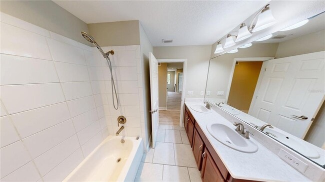 Building Photo - 6207 Colmar Pl