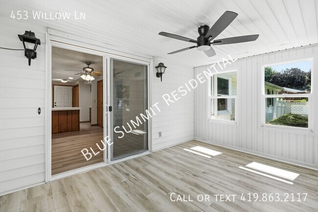 Building Photo - 453 Willow Ln