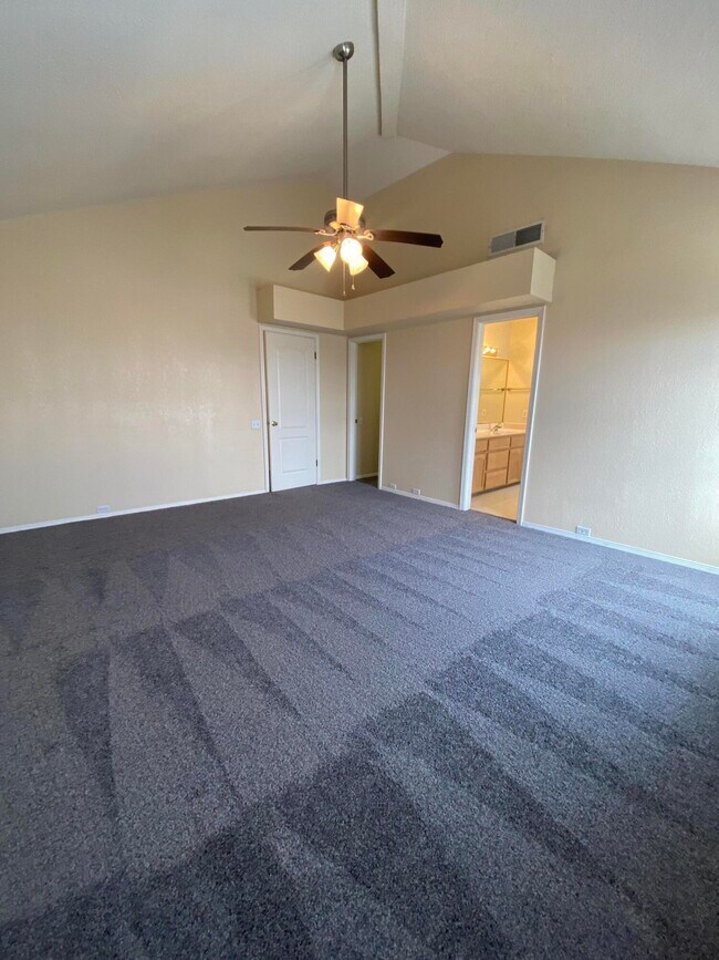 Building Photo - 7408 Big Bend Dr