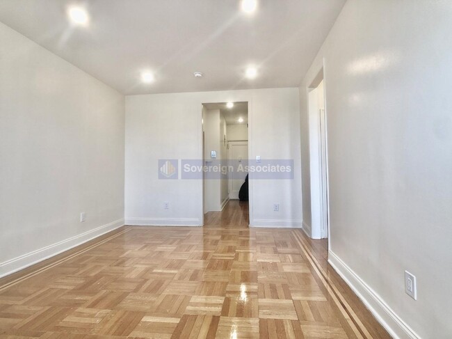 Floorplan - 175 Pinehurst Avenue
