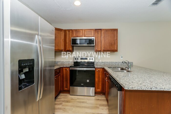 Building Photo - 3549 Rain Forest Dr W