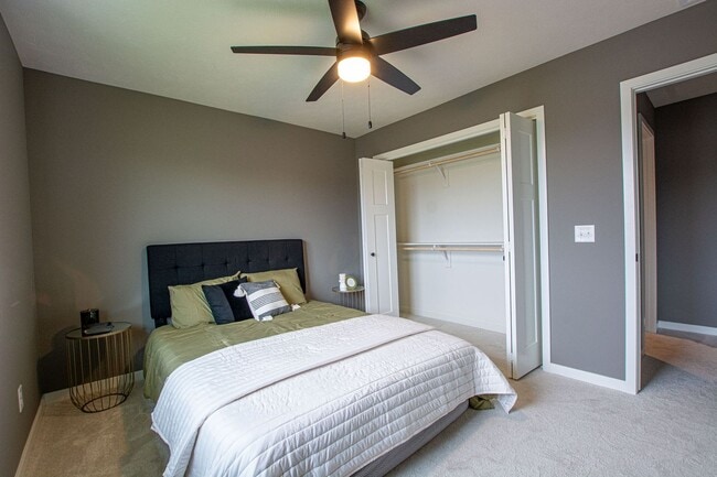 Building Photo - 14802-14804 Willow Street