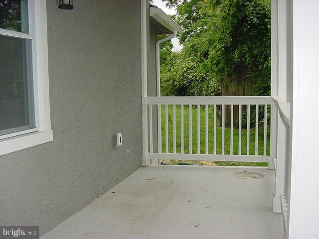 Building Photo - 236 E Lee St