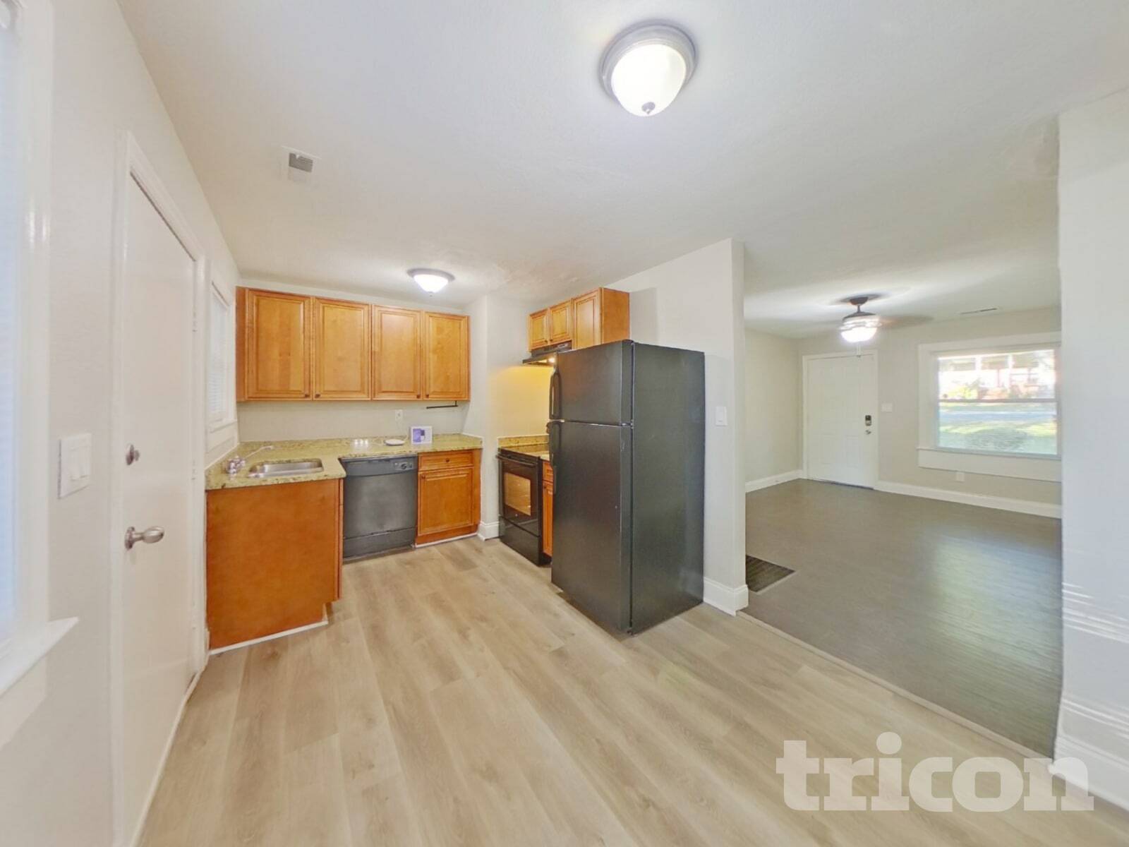 Building Photo - 1724 Logie Ave