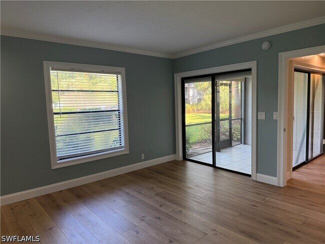 Building Photo - 1733 Courtyard Way