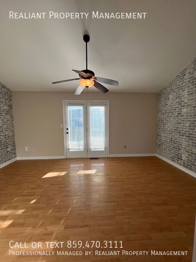 Building Photo - 404 Platt Dr