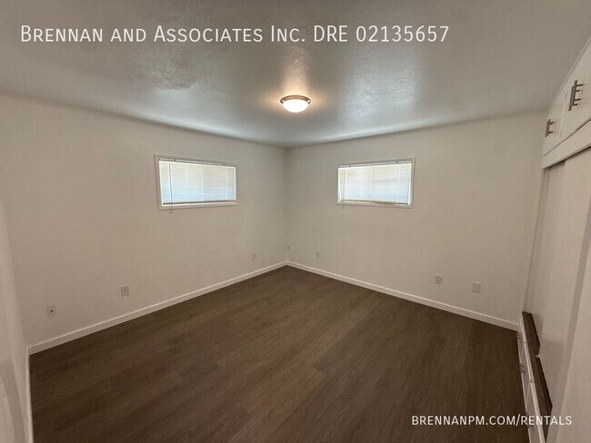 Building Photo - 288 1/2 Fifth Avenue-