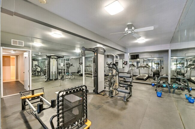 Building Photo - 6059 Rancho Mission Rd