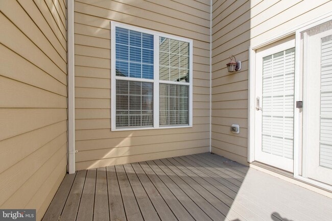 Building Photo - 7757 Crystal Brook Way