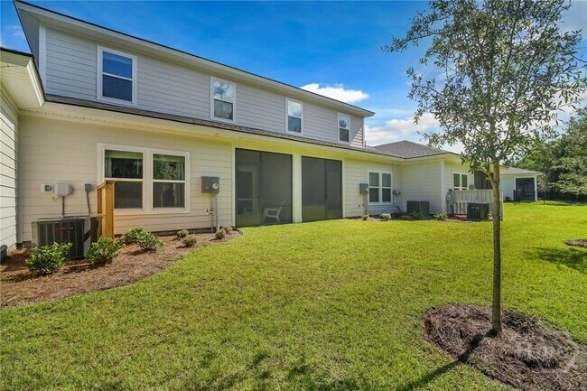 Building Photo - 69 Lower Creek Dr
