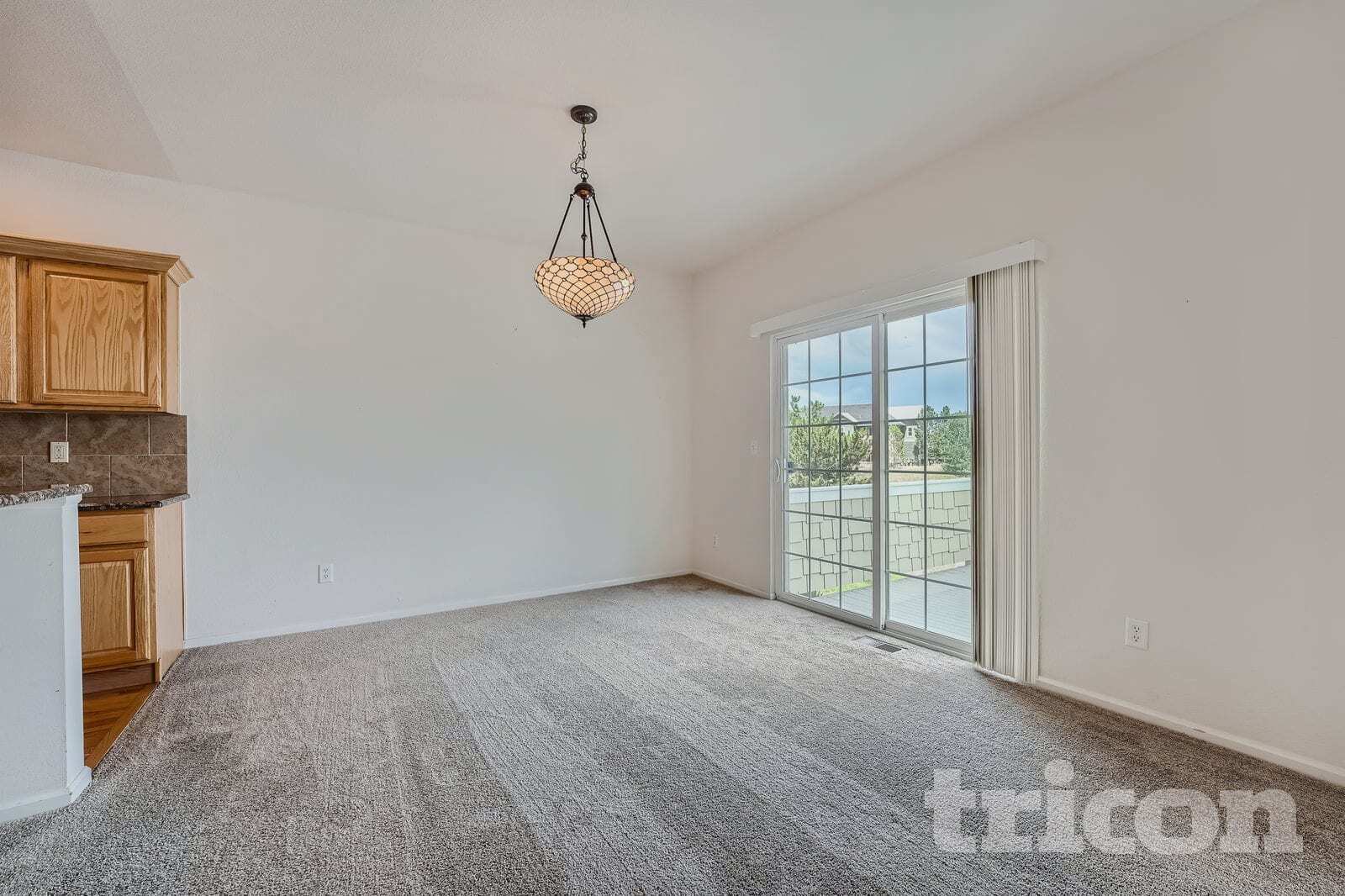 Building Photo - 8566 S Lewis Way