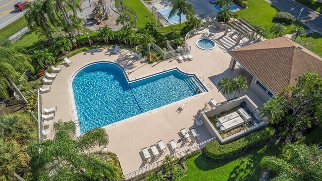 Building Photo - 3098 SW Sunset Trace Cir