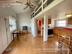 Building Photo - 5102 Cranberry Rd