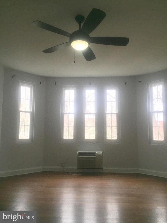 Building Photo - 3051 Idaho Ave NW