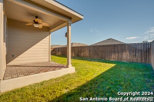 Building Photo - 422 Sabine River