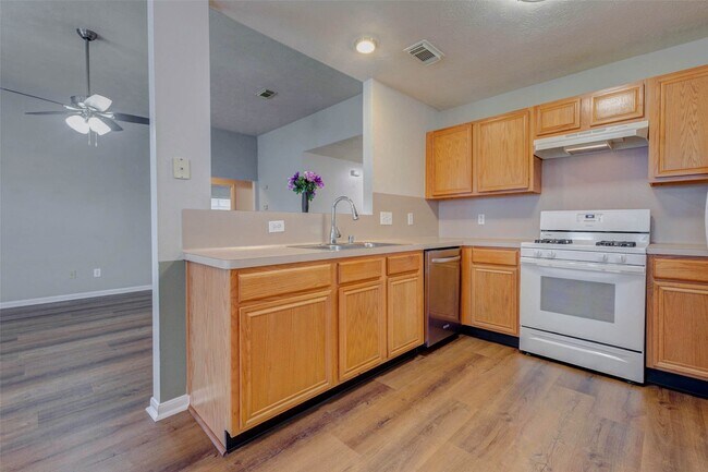 Building Photo - 18114 Noble Forest Dr