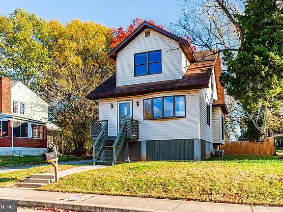 Building Photo - 5927 Greenhill Ave