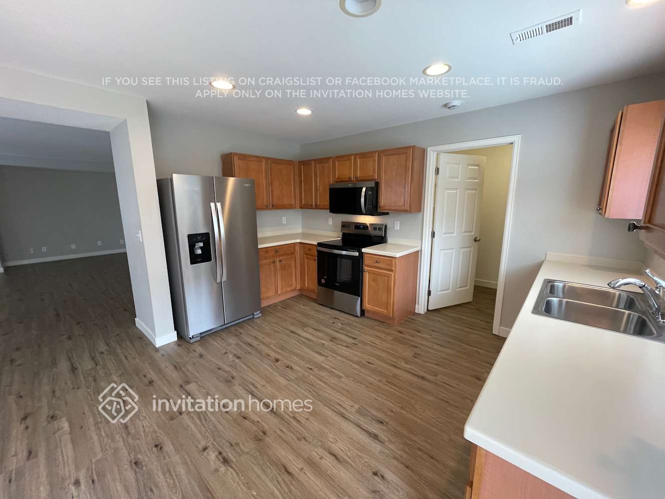 Building Photo - 5964 Raleigh Cir