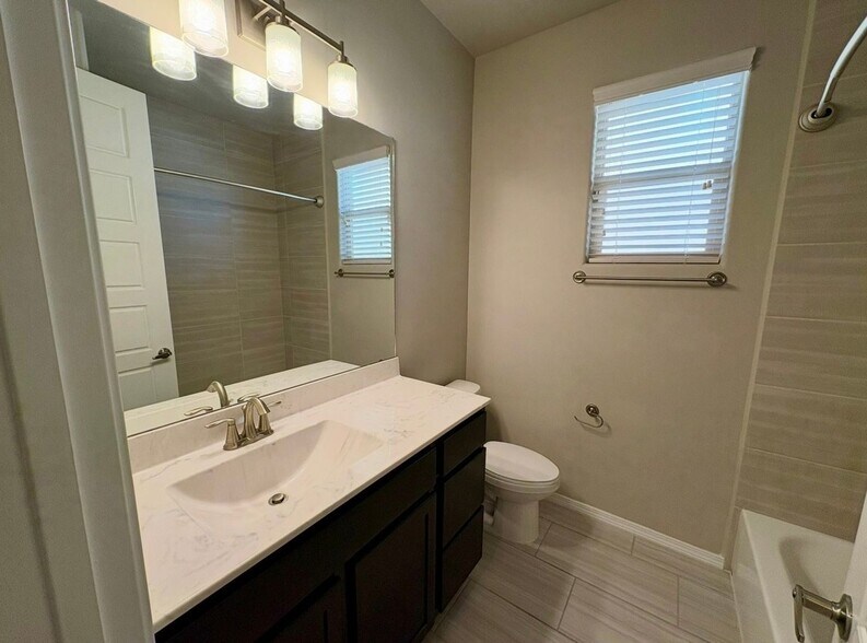 Building Photo - 4256 Crowned Eagle Loop NE