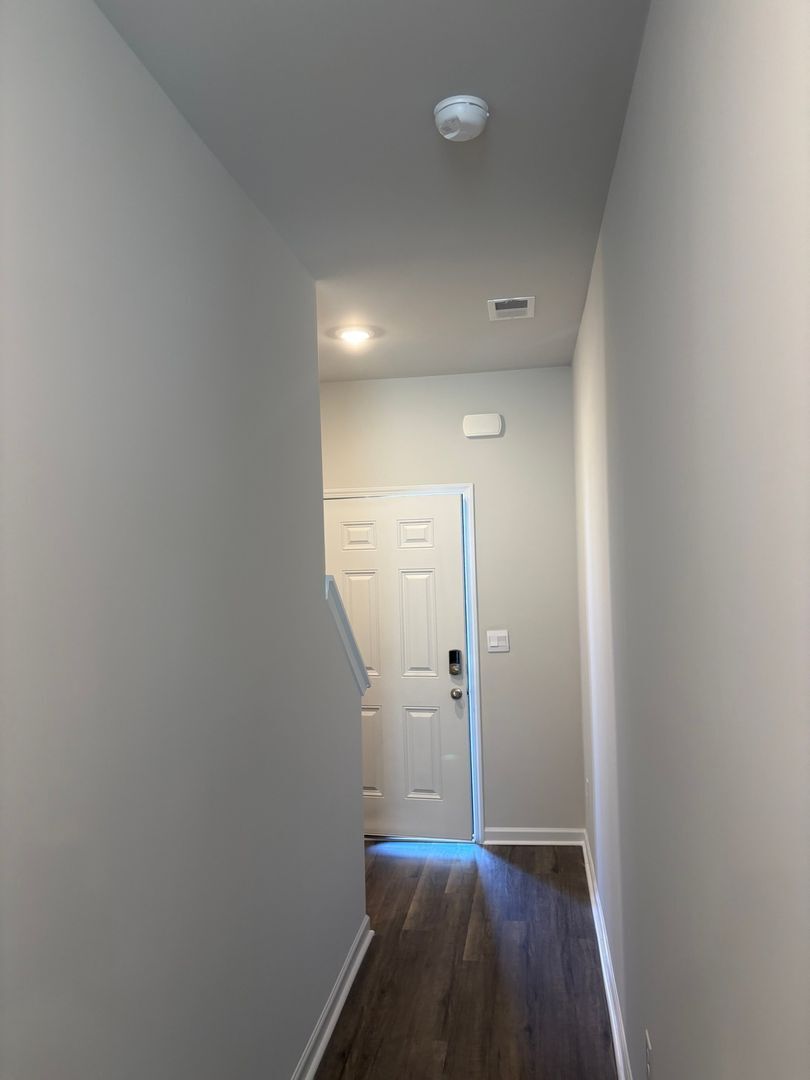 Building Photo - 3462 Firestone Dr
