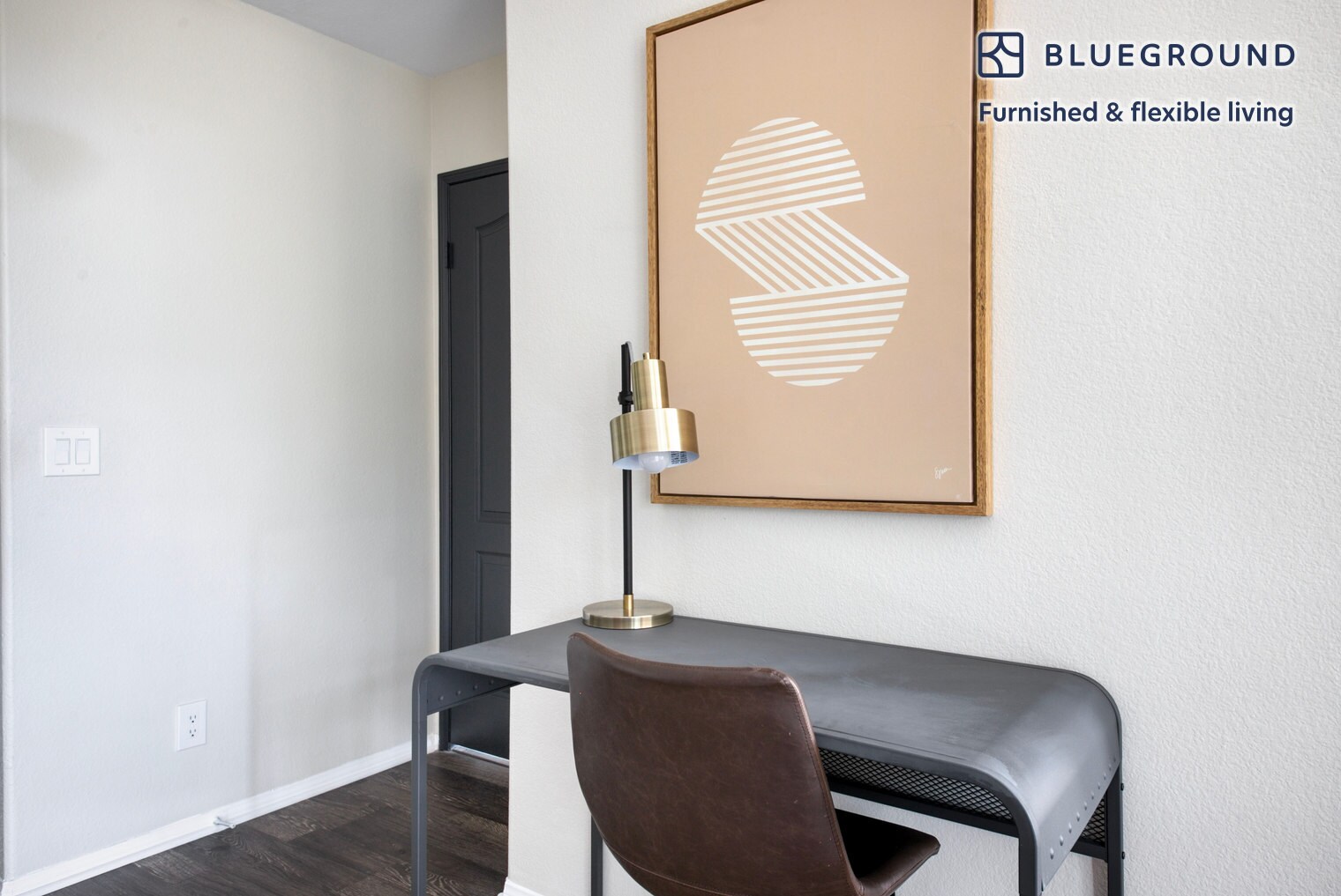 Building Photo - 114 N Doheny Dr