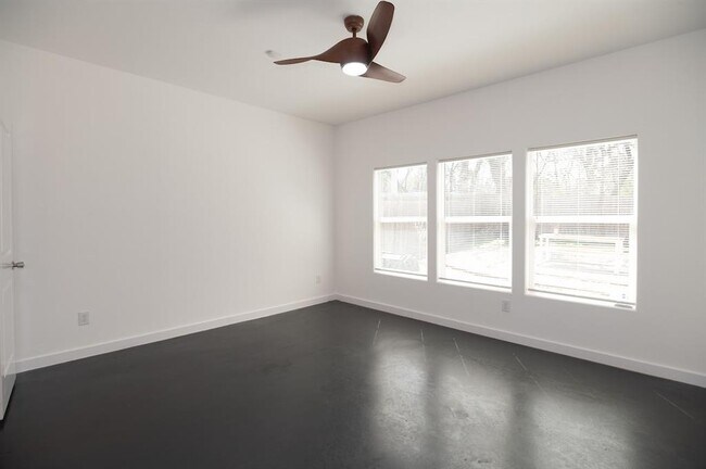 Building Photo - 5209 Delores Ave