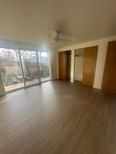 Building Photo - 673 E 6th Ave