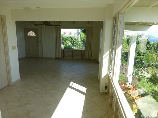 Building Photo - 1423 Laamia Pl