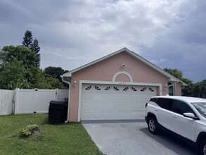 Building Photo - 2474 Shelby Cir