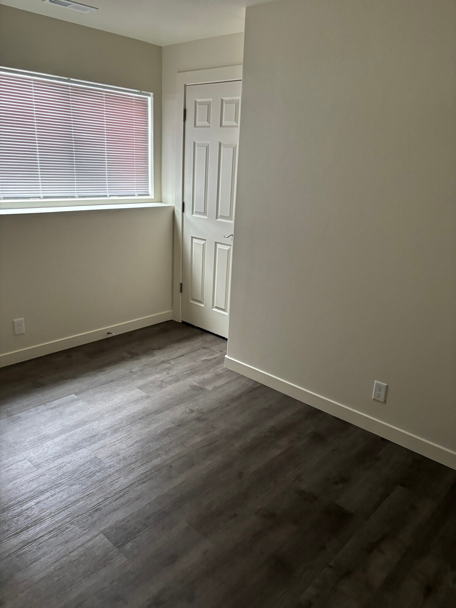 Middle closet - 2817 S 1150 W