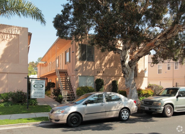 Building Photo - 2635 5th Street