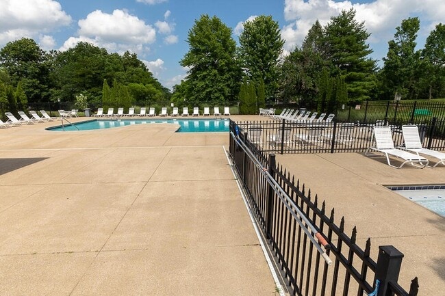 Building Photo - 2059 Arbor Springs Blvd