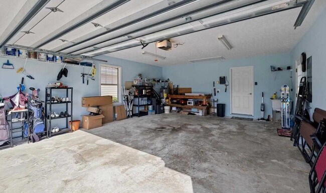 Building Photo - 583 Bucks Trail