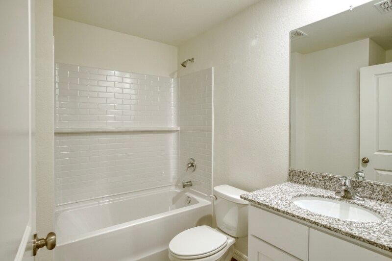 Building Photo - 1 Pasadena Dr