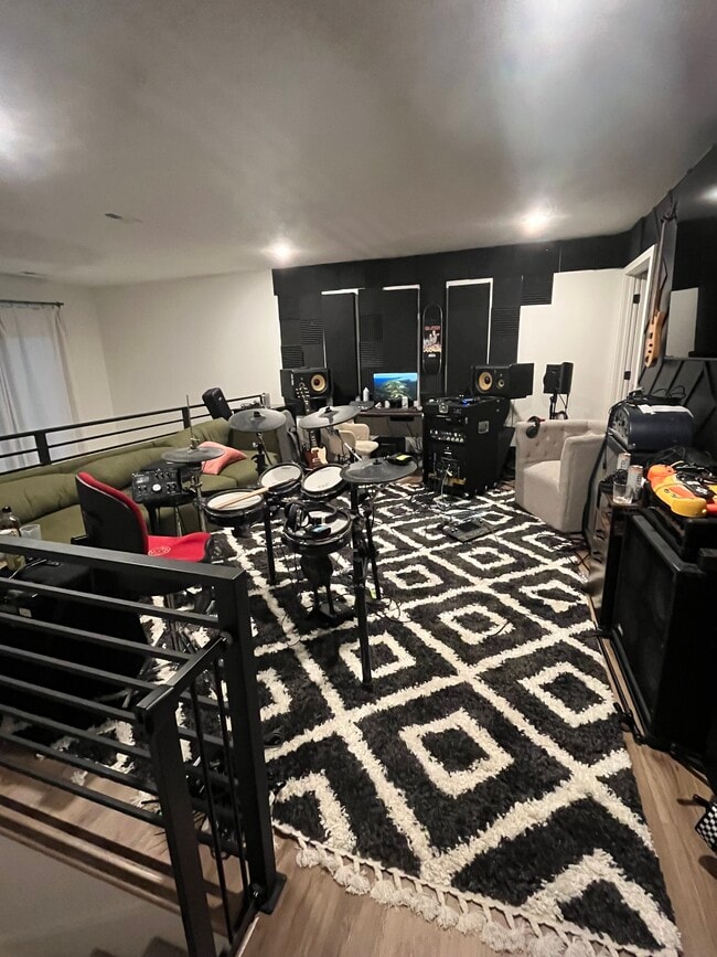 Building Photo - 2240 N Traveller Dr