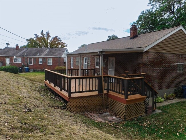 Building Photo - 2031 Ranchdale Dr