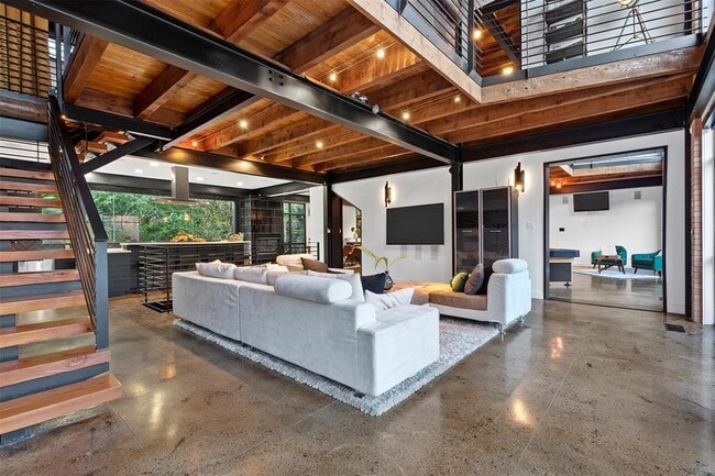 Building Photo - 2935 Magnolia Hill Ct