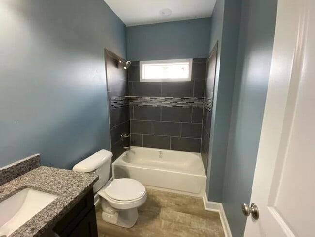 Building Photo - 4639 Headland Ave