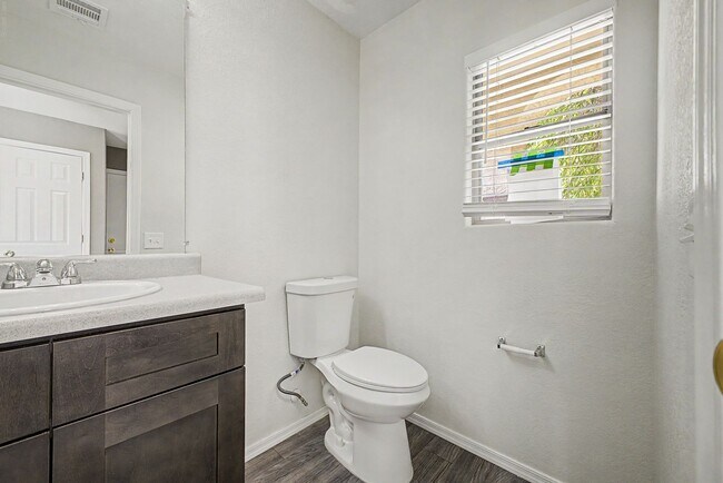 Building Photo - 6451 W Branham Ln