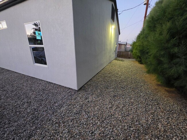 Building Photo - BRAND NEW 3/2 BATH home available for rent in Central BHC.