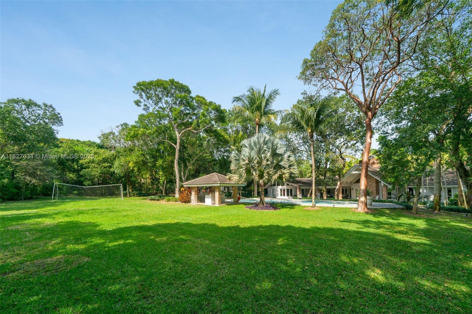 Building Photo - 9000 Arvida Dr