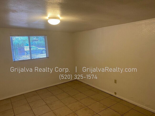 Building Photo - 2442 S Edmondson Ave