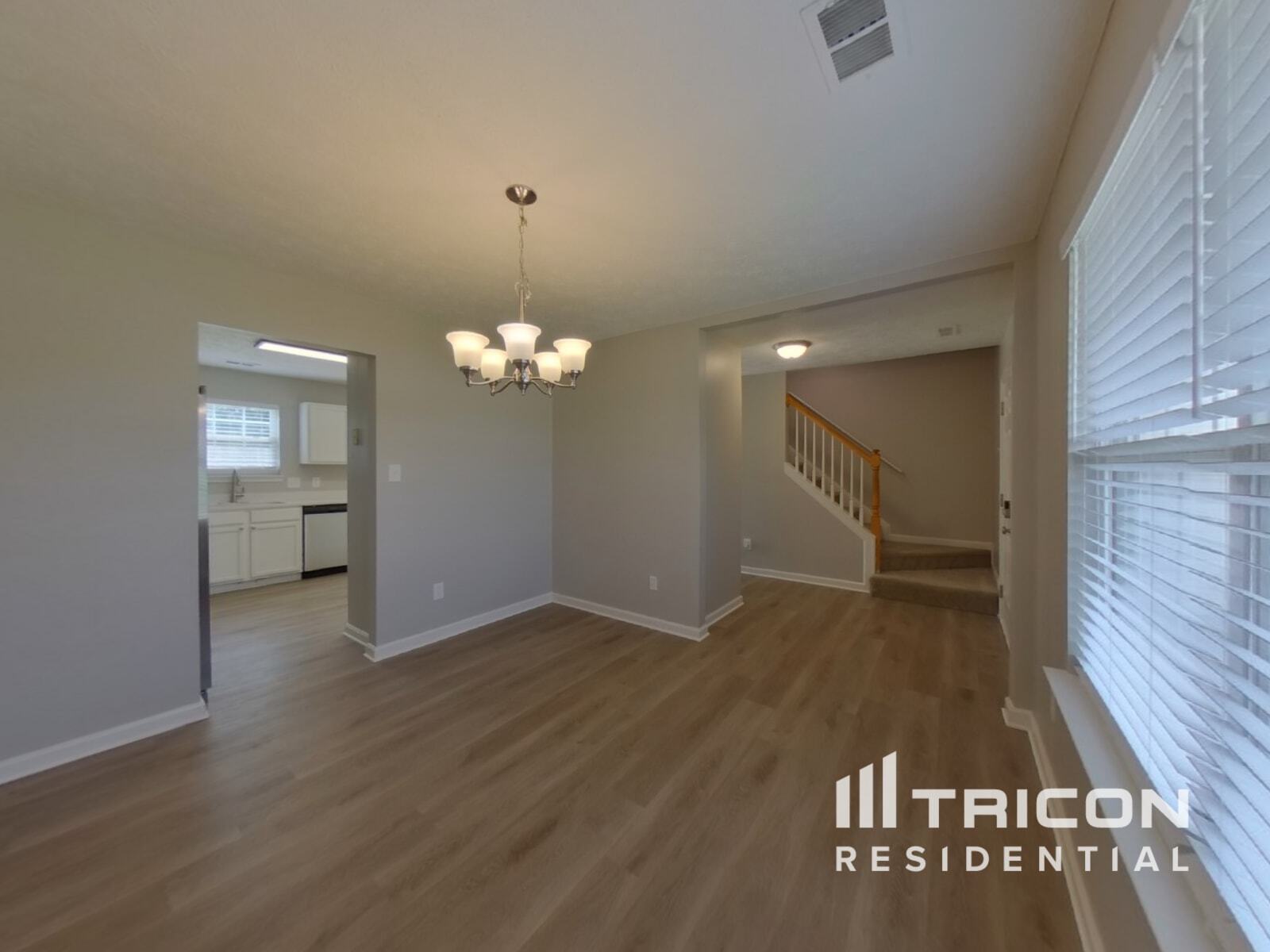 Building Photo - 9720 Avensong Crossing Dr