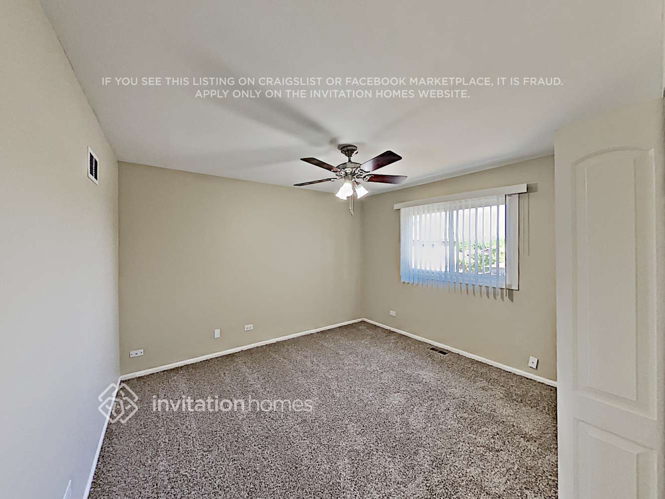 Building Photo - 8840 Hickory Dr