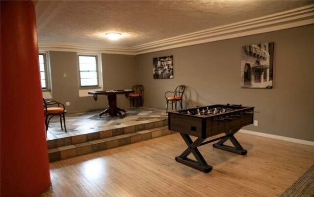 Game Room - 140 Linden Ave
