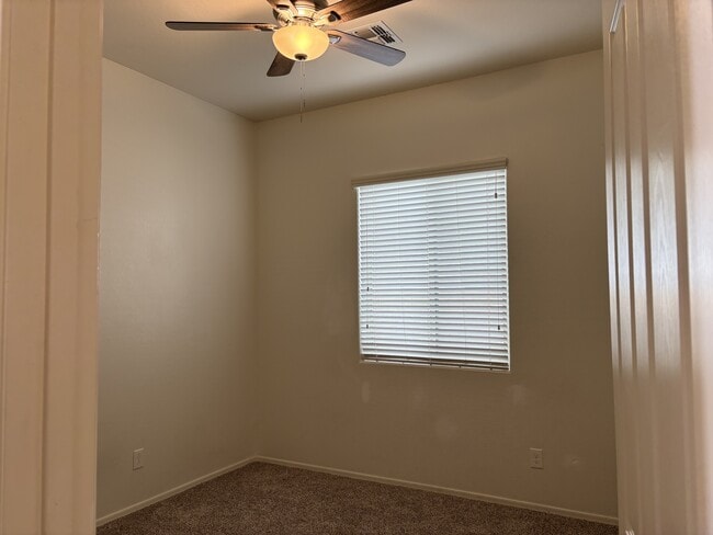 Building Photo - 8037 W Spur Dr